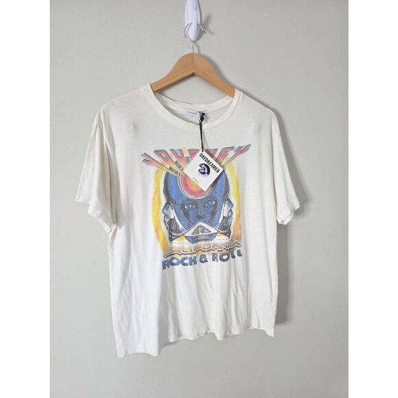 Daydreamer Size Medium Journey California Rock n Roll Band Graphic Tee NEW - Picture 3 of 7